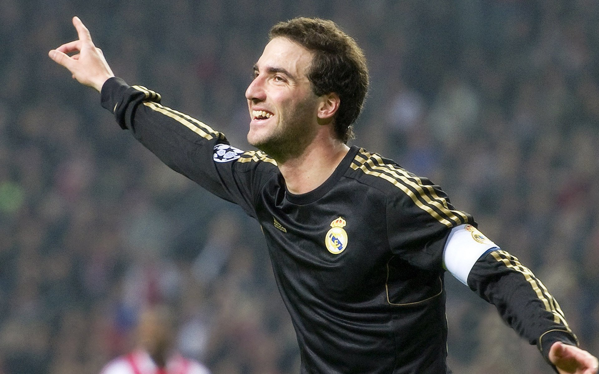 AIYOUXI-詹姆斯·奥康纳的突破与防守反击，改变比赛局势，詹姆弗康纳利照片