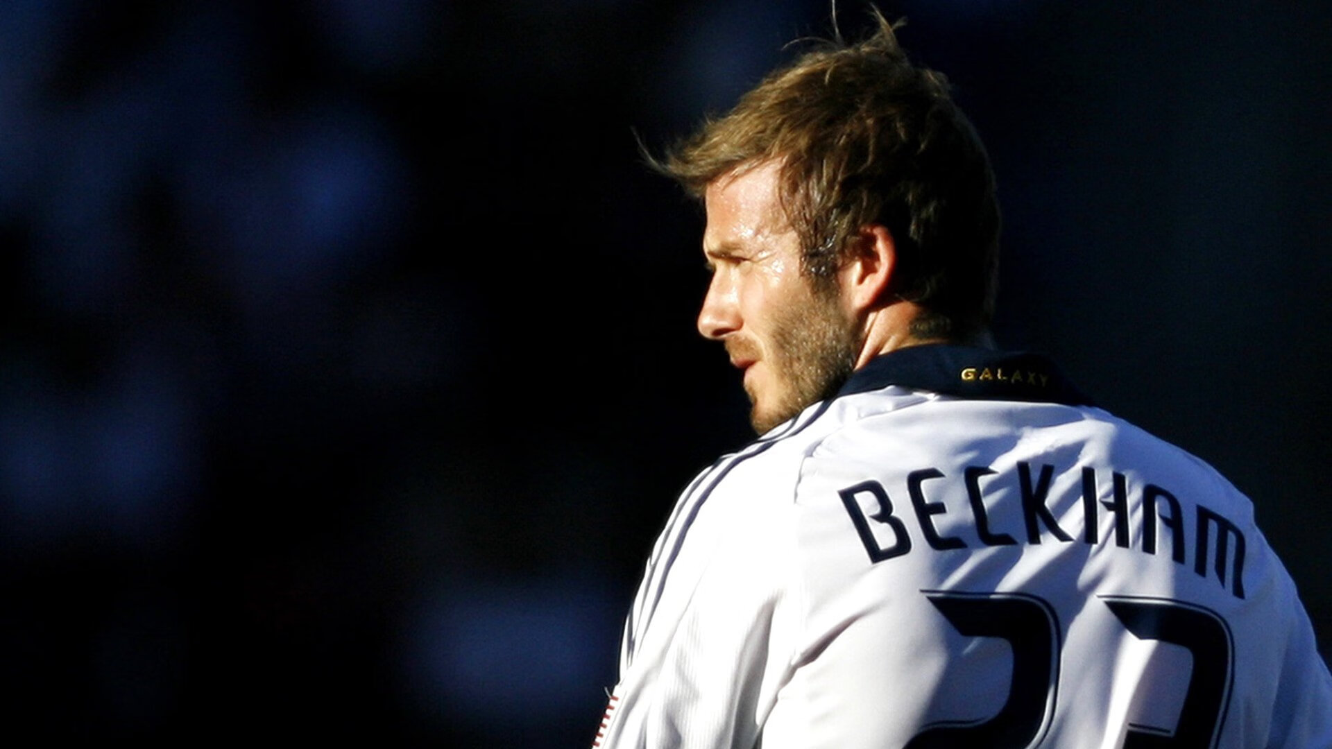 詹姆斯·奥康纳的突破与防守反击，改变比赛局势，詹姆弗康纳利照片